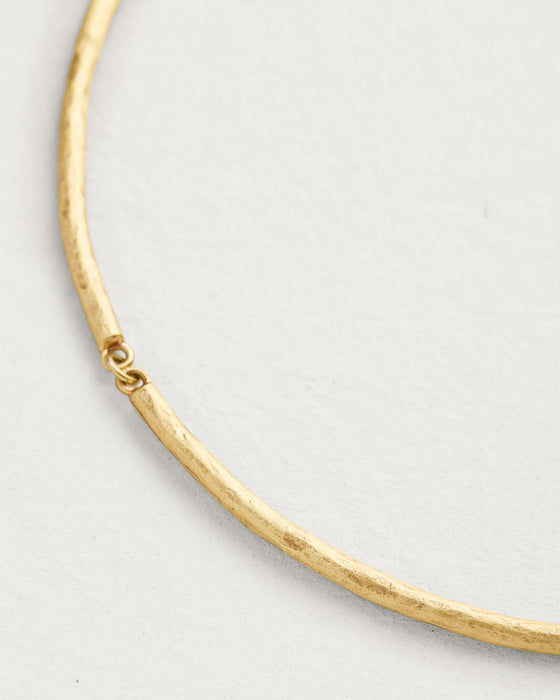Weathered Hinged Collar