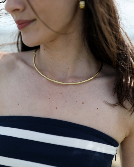 Weathered Hinged Collar
